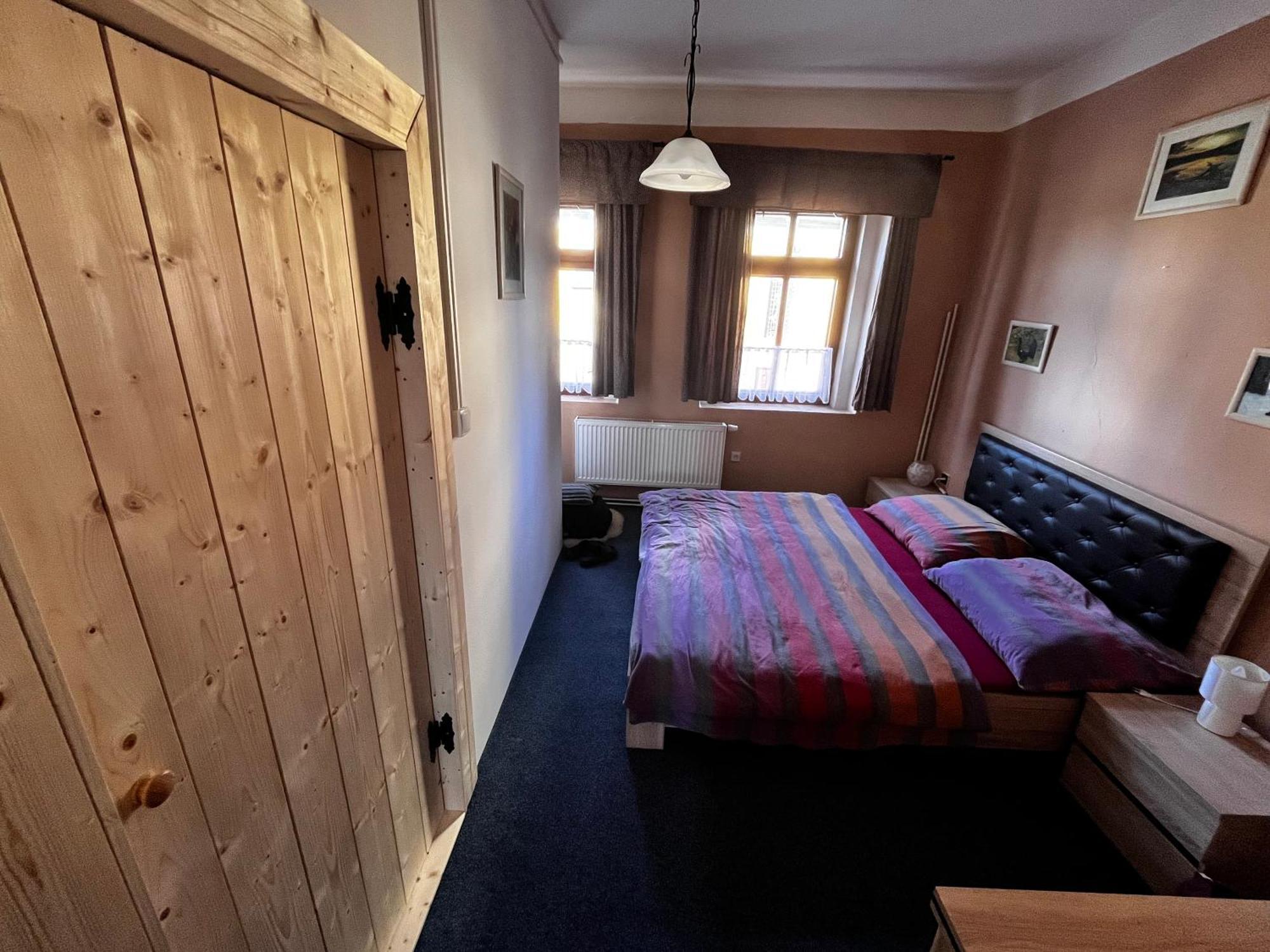Restaurace A Penzion Vlci Jama Horni Blatna Luaran gambar